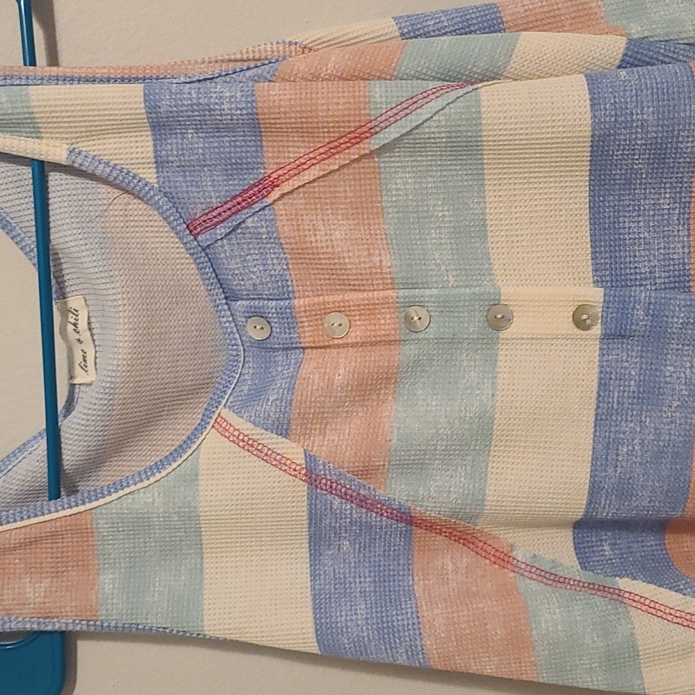 Tank too - Picture 2 of 4